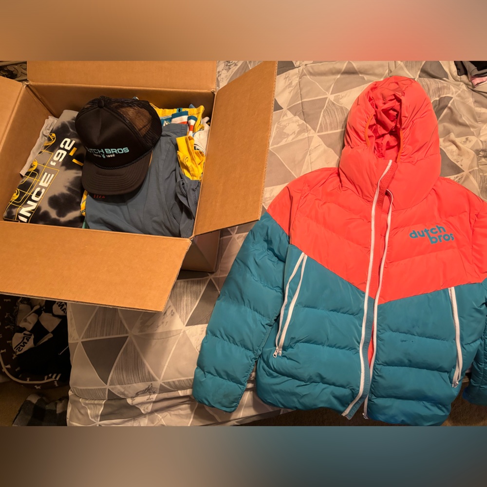 Dutch Bros merch set